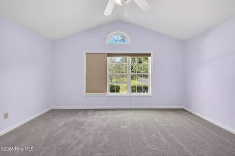 Bedroom - 512 Azalea Dr, Hampstead, NC 28443 photo 3 of 5
