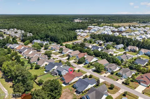 View/Area - 512 Azalea Dr, Hampstead, NC 28443 photo 8 of 9