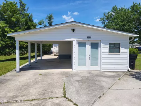 101 Plank Ct, Hampstead, NC 28443 photo 4