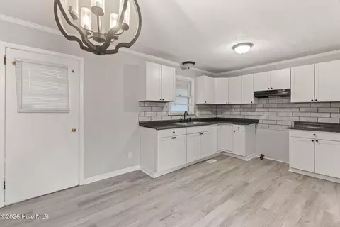 602 Fourth St, Hamlet, NC 28345 photo 10