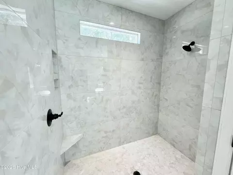Bath - 207 Hillstead Way, Smithfield, NC 27577 photo 2 of 4
