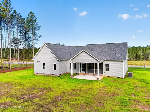 Exterior - 207 Hillstead Way, Smithfield, NC 27577 photo 7 of 10