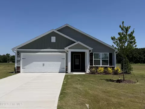 8955 Ava Dr, Bailey, NC 27807