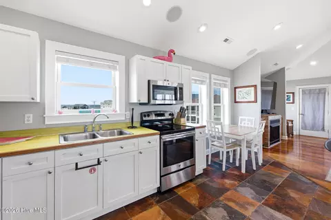 Kitchen - 24204 Caribbean Ct, Rodanthe, NC 27968 photo 3 of 4