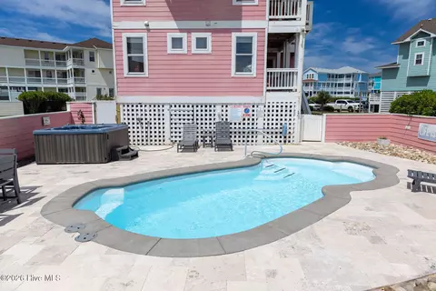 Exterior - 24204 Caribbean Ct, Rodanthe, NC 27968 photo 6 of 9