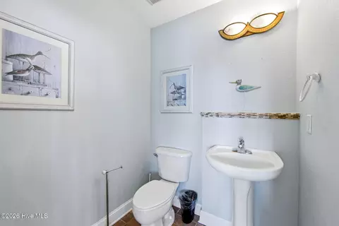 Bath - 24204 Caribbean Ct, Rodanthe, NC 27968 photo 8 of 8