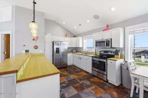 Kitchen - 24204 Caribbean Ct, Rodanthe, NC 27968 photo 2 of 4