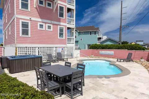 Exterior - 24204 Caribbean Ct, Rodanthe, NC 27968 photo 5 of 9