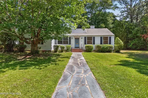 808 W South St, Ahoskie, NC 27910
