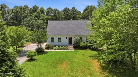 123 Tuscarora Trl, Hertford, NC 27944
