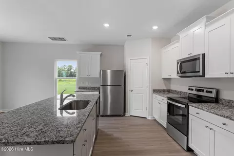 9061 Ava Dr, Bailey, NC 27807 photo 4
