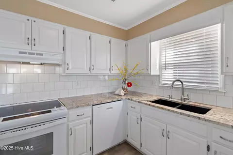 Kitchen - 419 40th St, Sunset Beach, NC 28468 photo 3 of 4