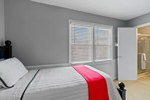 Bedroom - 419 40th St, Sunset Beach, NC 28468 photo 6 of 11
