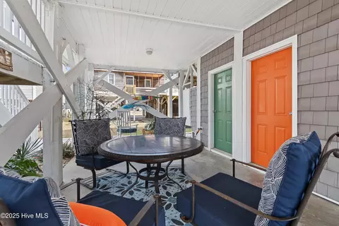 Exterior - 419 40th St, Sunset Beach, NC 28468 photo 4 of 18