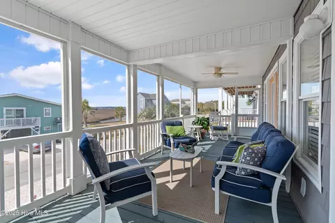 Exterior - 419 40th St, Sunset Beach, NC 28468 photo 11 of 18