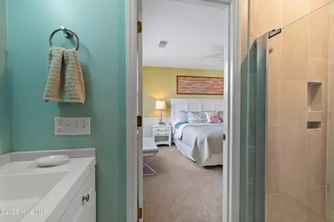 Bath - 419 40th St, Sunset Beach, NC 28468 photo 5 of 5