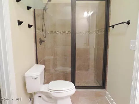 Bath - 500 Oconee Cir, Evans, GA 30809 photo 7 of 10