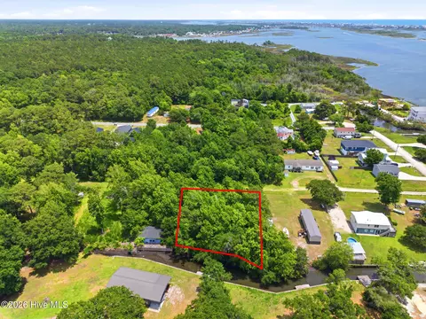 230 Bermuda Dr, Hampstead, NC 28443 photo 17