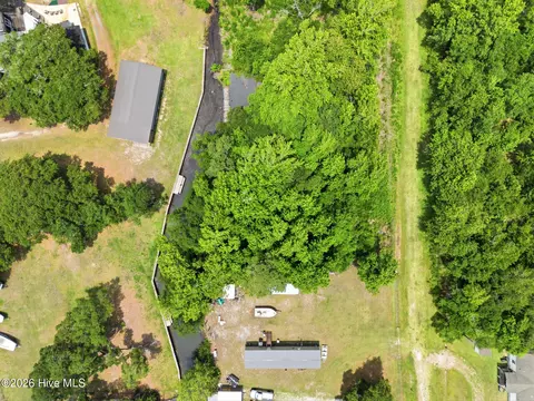230 Bermuda Dr, Hampstead, NC 28443 photo 23