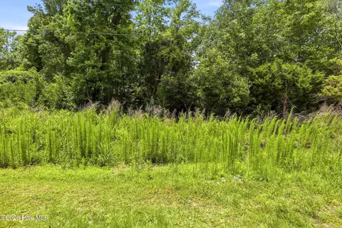 230 Bermuda Dr, Hampstead, NC 28443 photo 3