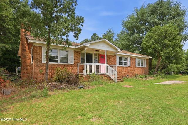 46 Gainsborough Ln, Cameron, NC 28326