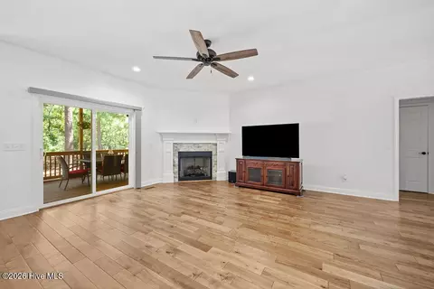 Living - 34 N Shamrock Dr, Jackson Springs, NC 27281 photo 1 of 3