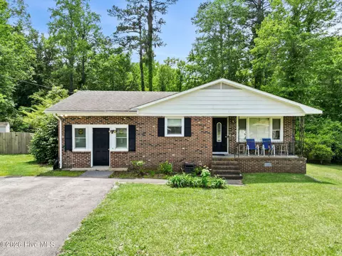101 Gray Fox Rd, Havelock, NC 28532