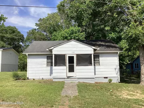 115 Brook Ave, Rockingham, NC 28379