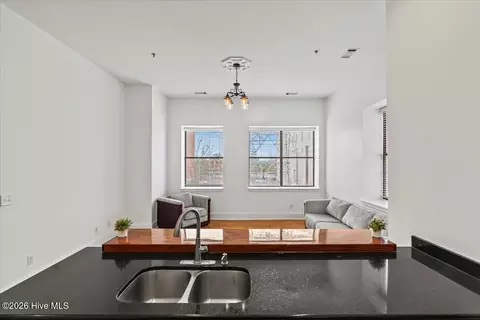 Living - 936 Broad St #214, Augusta, GA 30901 photo 1 of 4