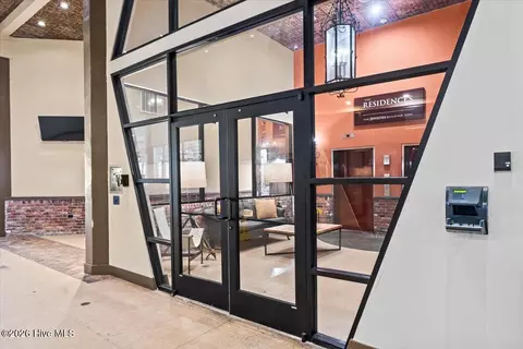 Entry Way - 936 Broad St #214, Augusta, GA 30901 photo 2 of 5