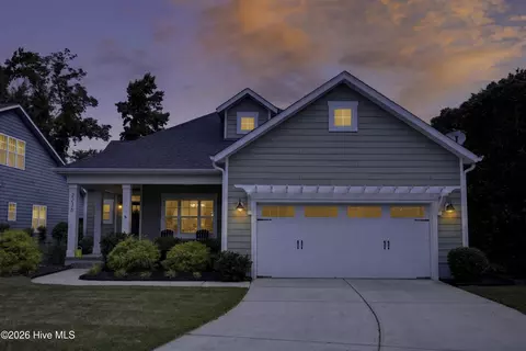 2236 Lakeside Cir, Wilmington, NC 28401