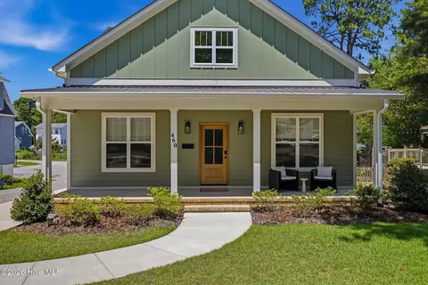 460 N May St, Southern Pines, NC 28387