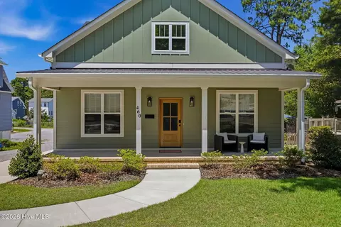 460 N May St, Southern Pines, NC 28387