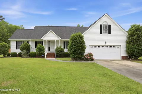 210 E Camp Kiro Rd, New Bern, NC 28560