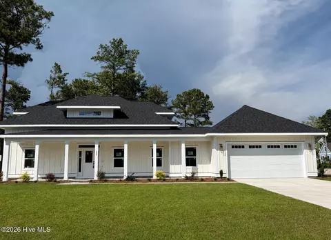 229 Gus Horne Rd, Holly Ridge, NC 28445