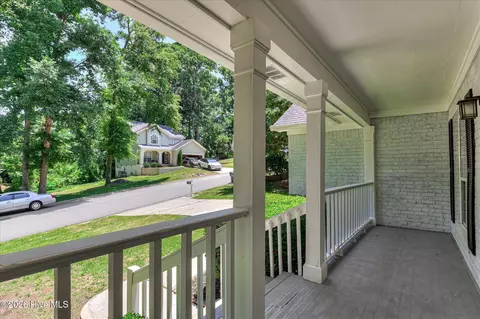 Exterior - 283 Ashbrook Dr, Martinez, GA 30907 photo 4 of 13