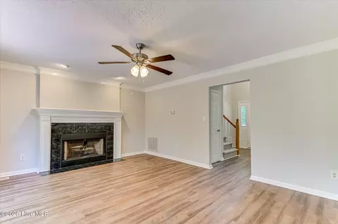 Living - 283 Ashbrook Dr, Martinez, GA 30907 photo 2 of 4