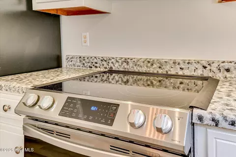 Kitchen - 283 Ashbrook Dr, Martinez, GA 30907 photo 3 of 4