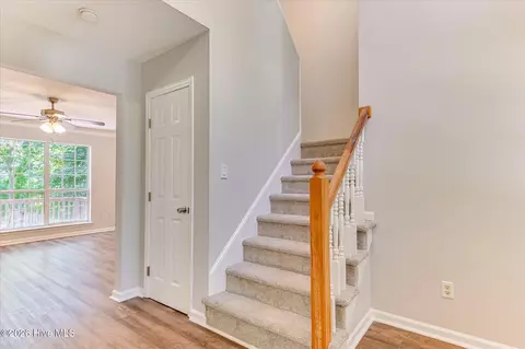 Entry Way - 283 Ashbrook Dr, Martinez, GA 30907 photo 6 of 7