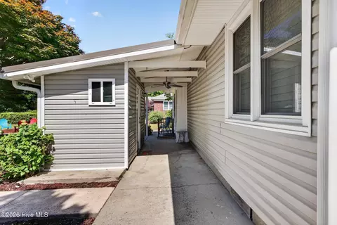 Entry Way - 793 Boardman Rd, Aiken, SC 29803 photo 1 of 2