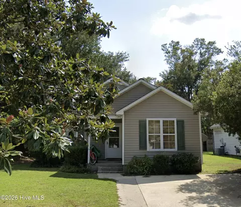 1798 Scarborough Rd, Greenville, NC 27858