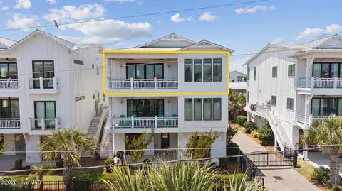 12 Seagull St UNIT B, Wrightsville Beach, NC 28480