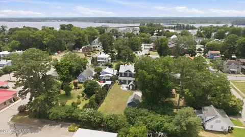 Other - 314 E 2nd St, Washington, NC 27889 photo 5 of 9