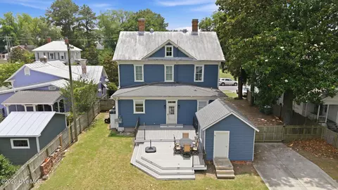 Exterior - 314 E 2nd St, Washington, NC 27889 photo 10 of 15