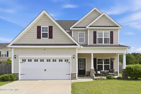 106 Gillcrest Ln, Hubert, NC 28539