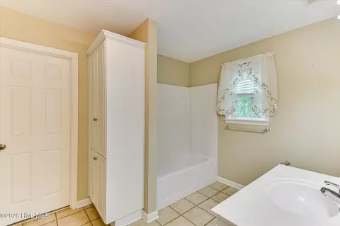 Bath - 644 Cornerstone Pl, Evans, GA 30809 photo 5 of 5