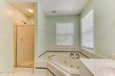 Bath - 4668 La Pointe, Evans, GA 30809 photo 3 of 5
