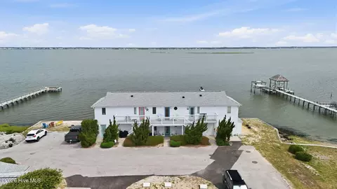 2306 Emerald Dr #11, Emerald Isle, NC 28594