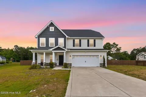 137 Evergreen Forest Dr, Sneads Ferry, NC 28460
