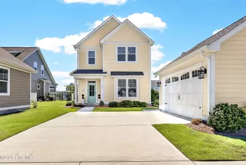 435 Goldeneye Ct, Beaufort, NC 28516